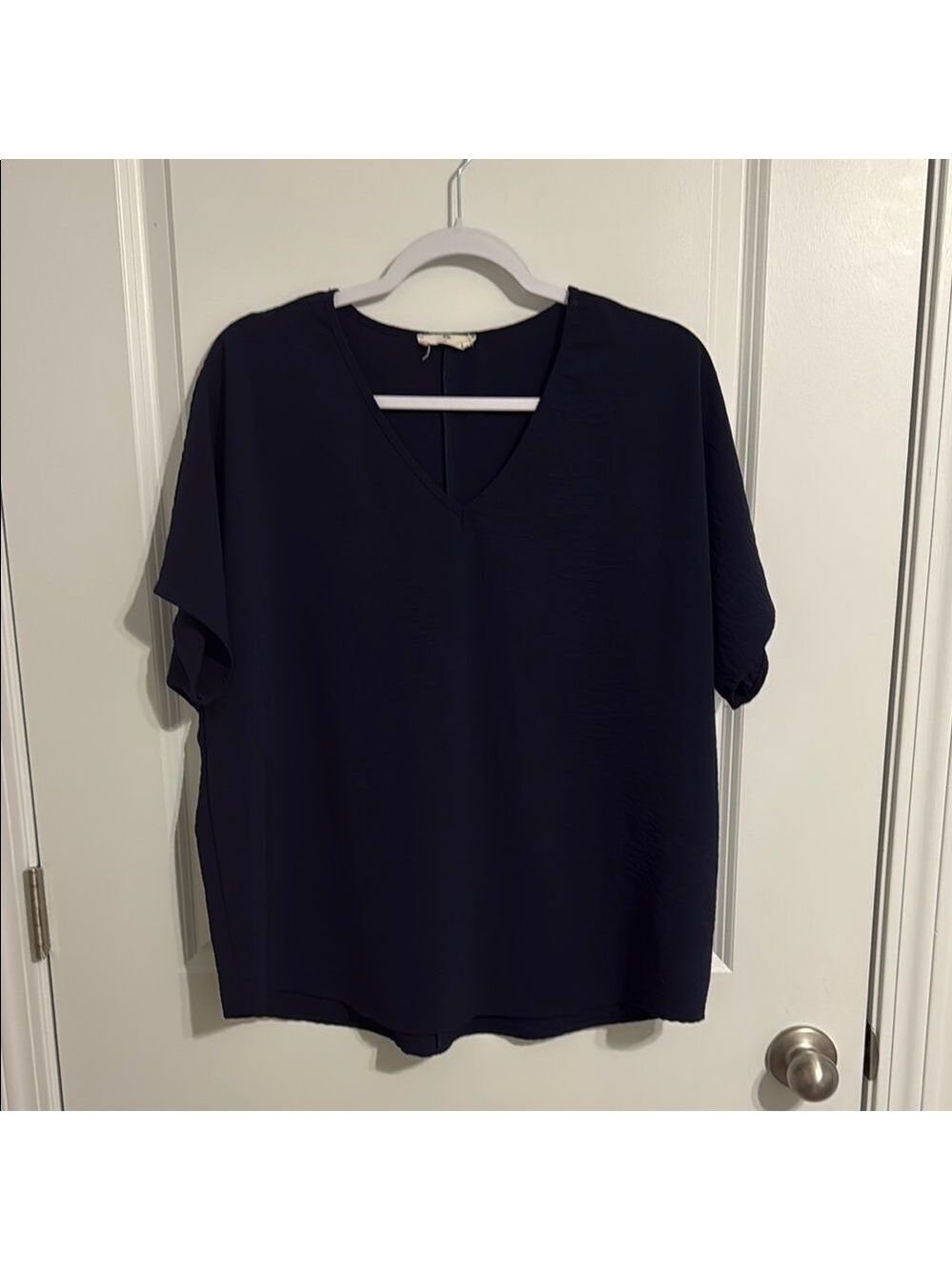 Entro Navy Blue V-Neck Blouse Women's Size Medium